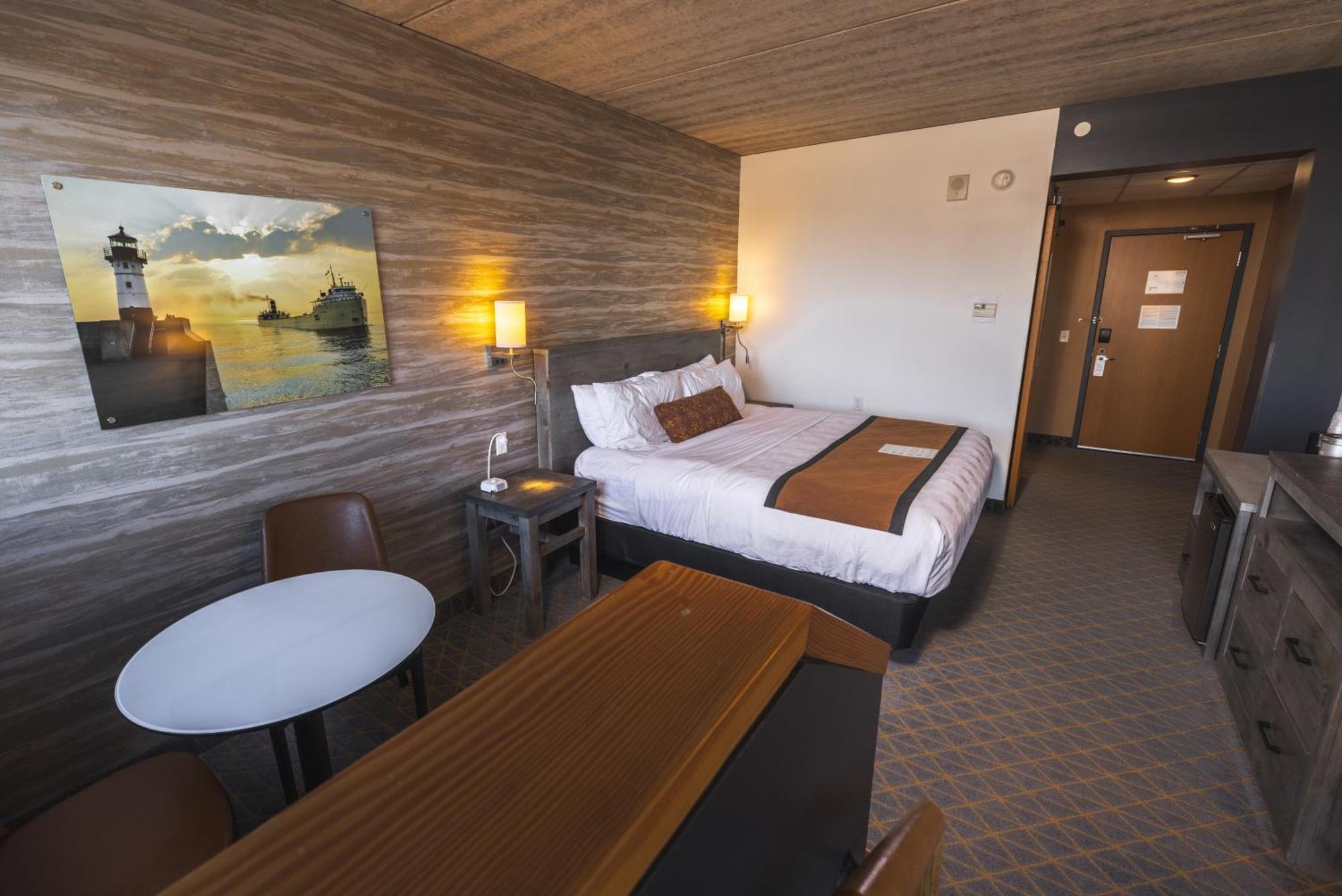 Pier B Resort Duluth Exterior photo